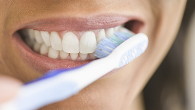 Dişler nasıl fırçalanmalıdır?